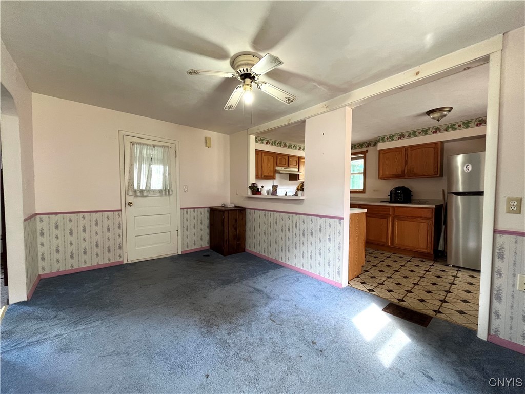 423 Co Route Fulton, NY 13069 - Photo 23 of 39 Dining room is spacious