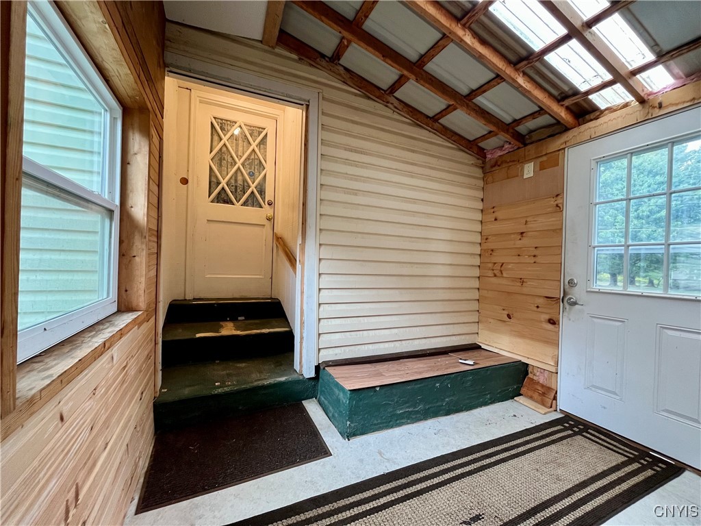 423 Co Route Fulton, NY 13069 - Photo 30 of 39 Entry way great place for boots and coats