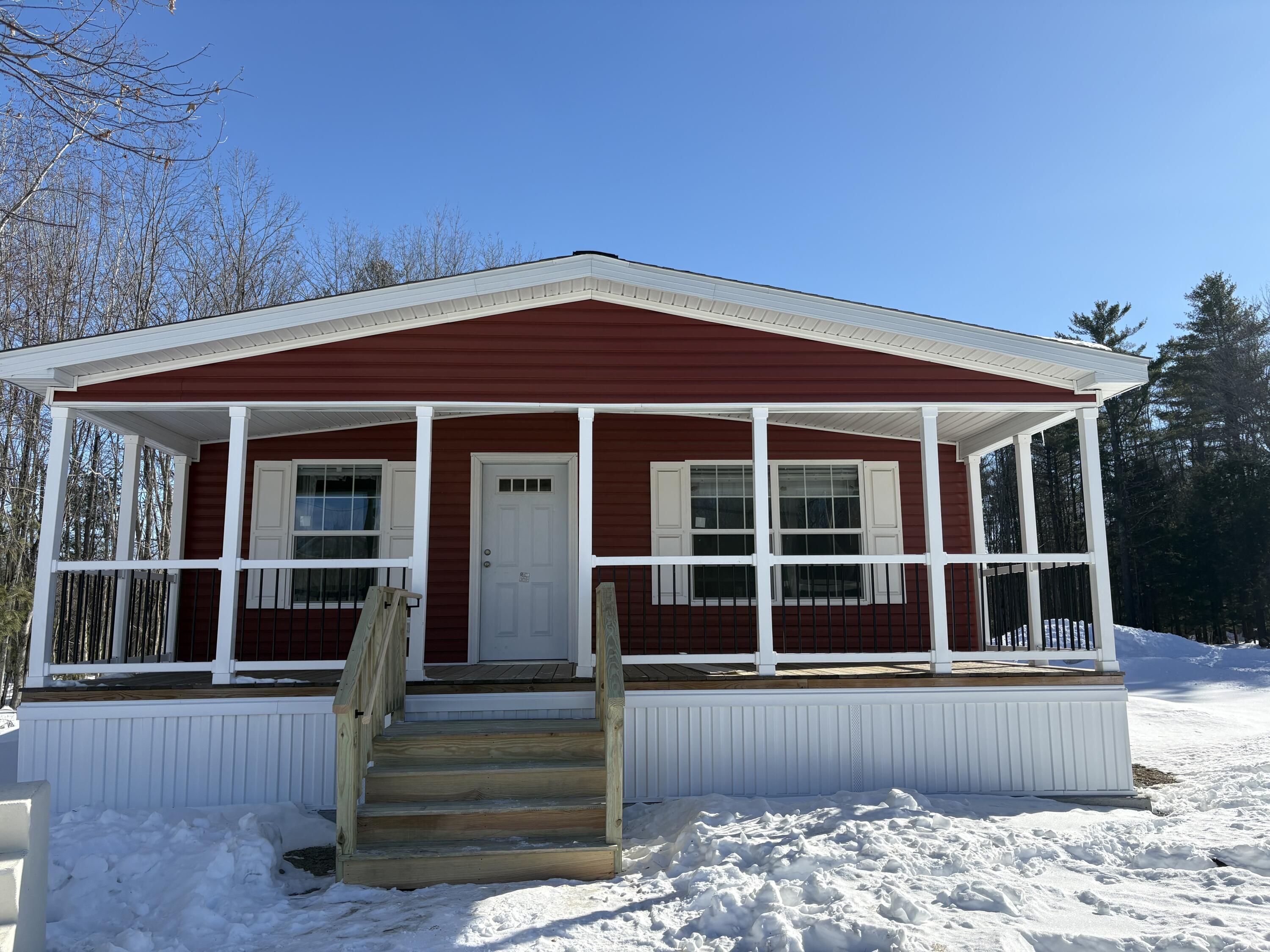 498 Poland Road Auburn, ME 04210 - Photo 1 of 26 exterior