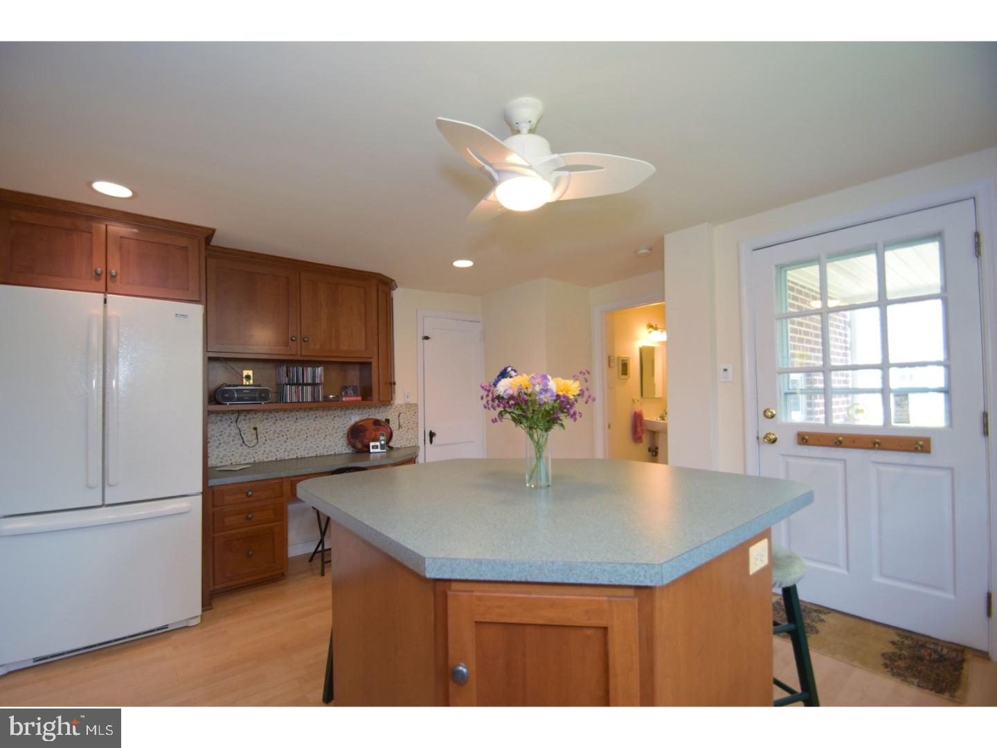 520 Enfield Road Oreland, PA 19075 - Photo 11 of 25 Kitchen