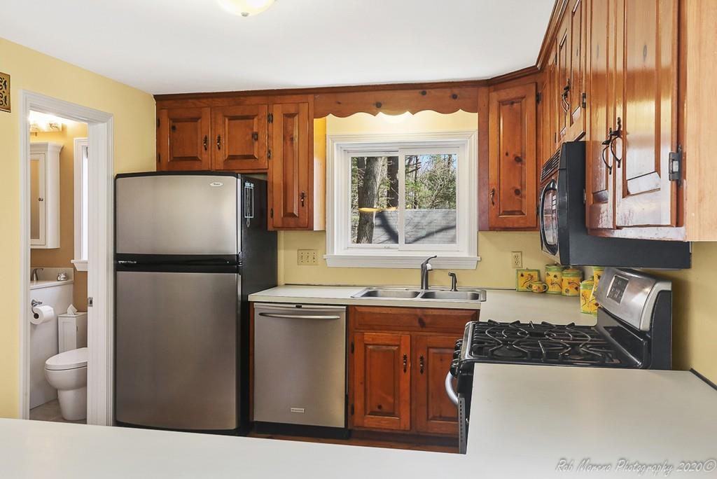 11 Colrain Road Topsfield, MA 01983 - Photo 10 of 34 Gallery Image 10