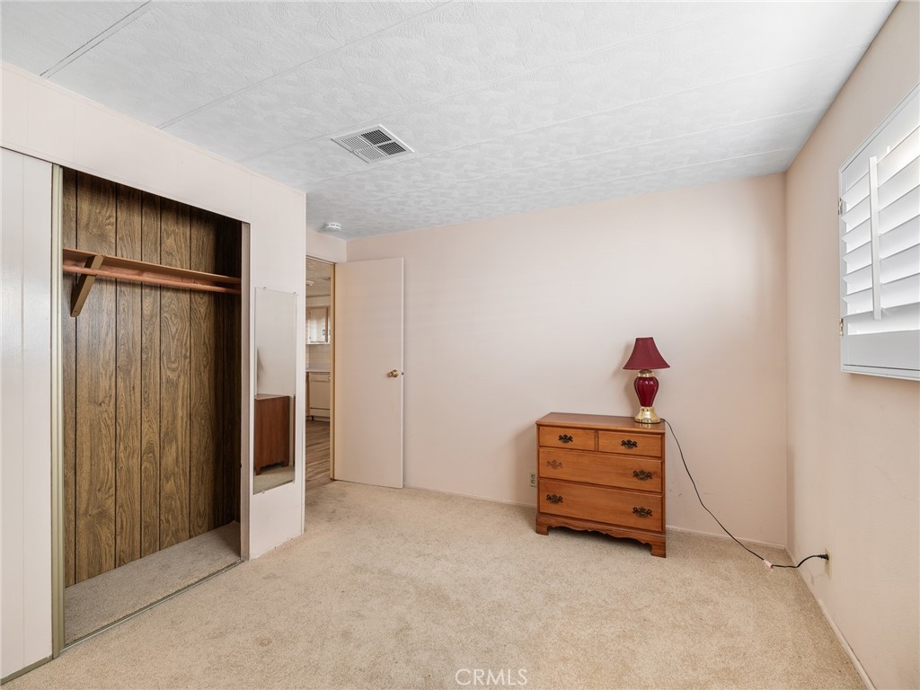 11414 Serra Road, Unit 17 Apple Valley, CA 92308 - Photo 12 of 22