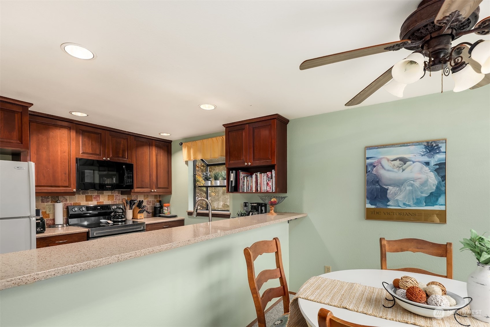 13801 Old Redmond Road, Unit G213 Redmond, WA 98052 - Photo 10 of 21 Gallery Image 10