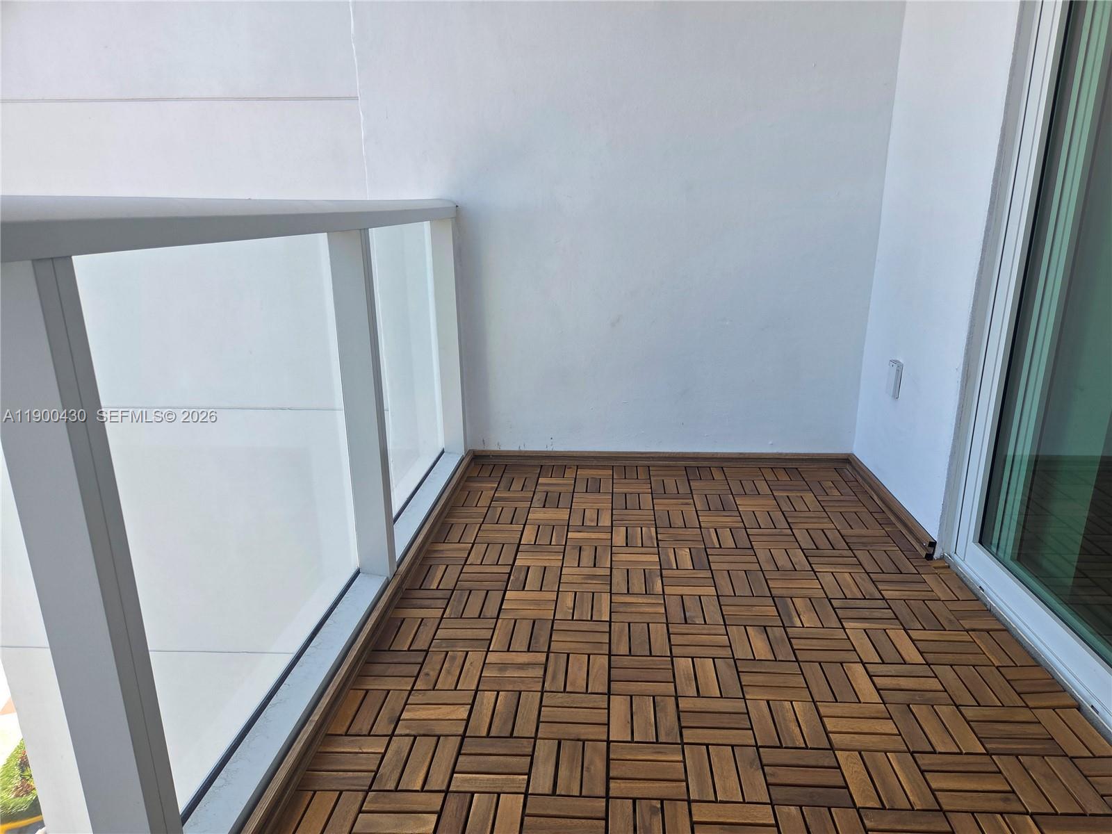 5880 Collins Avenue, Unit 806 Miami Beach, FL 33140 - Photo 15 of 30