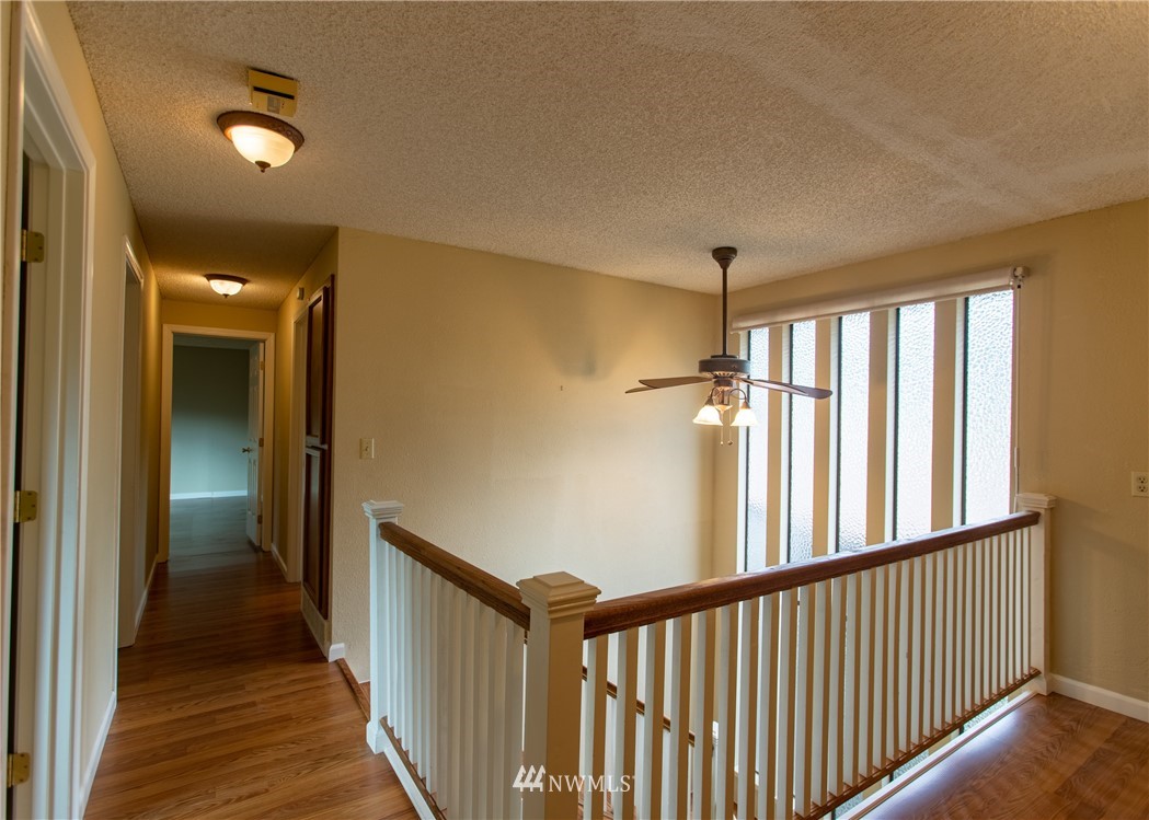 14121 149th Place Southeast Renton, WA 98059 - Photo 8 of 20