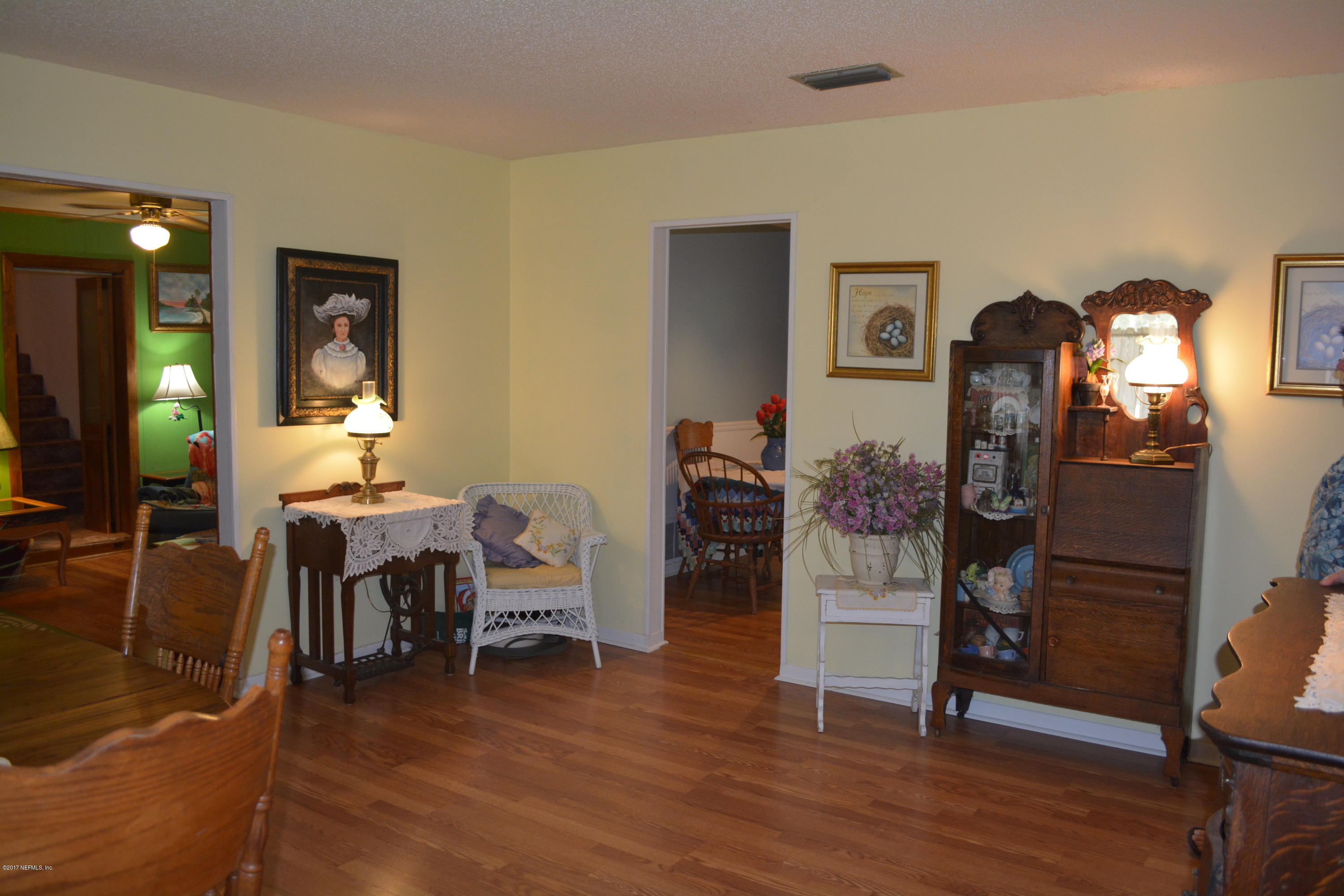 3599 North Canal Road Macclenny, FL 32063 - Photo 23 of 54 front dining into kitchen