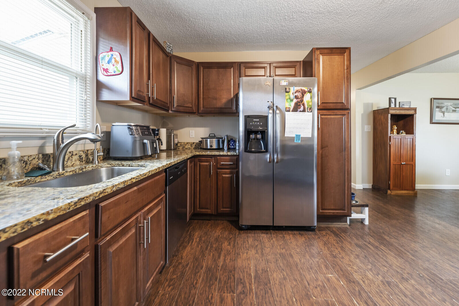 732 Dennis Road Jacksonville, NC 28546 - Photo 12 of 40 12_beth___MG_3201_mls