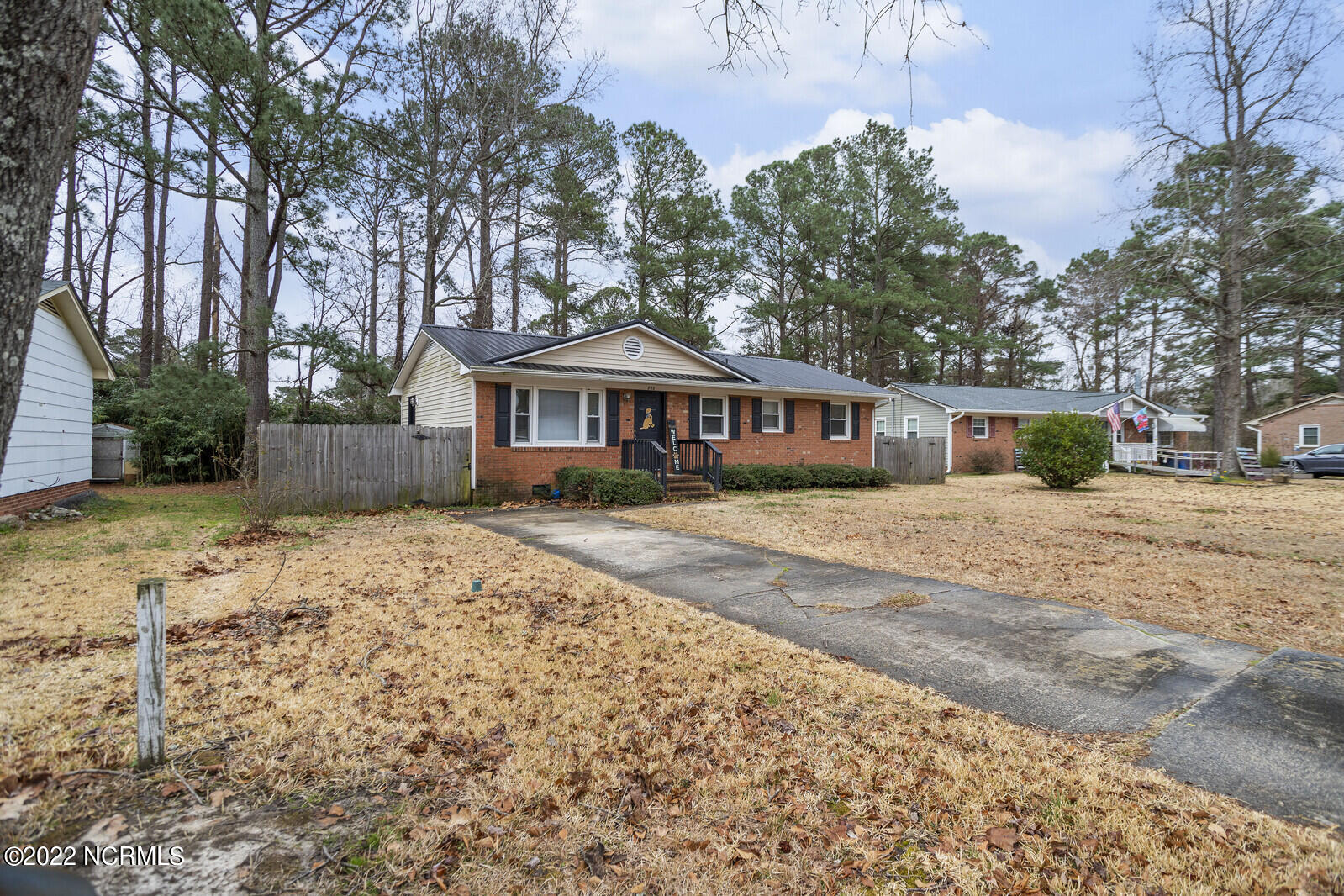 732 Dennis Road Jacksonville, NC 28546 - Photo 2 of 40 02_beth___MG_3340_mls