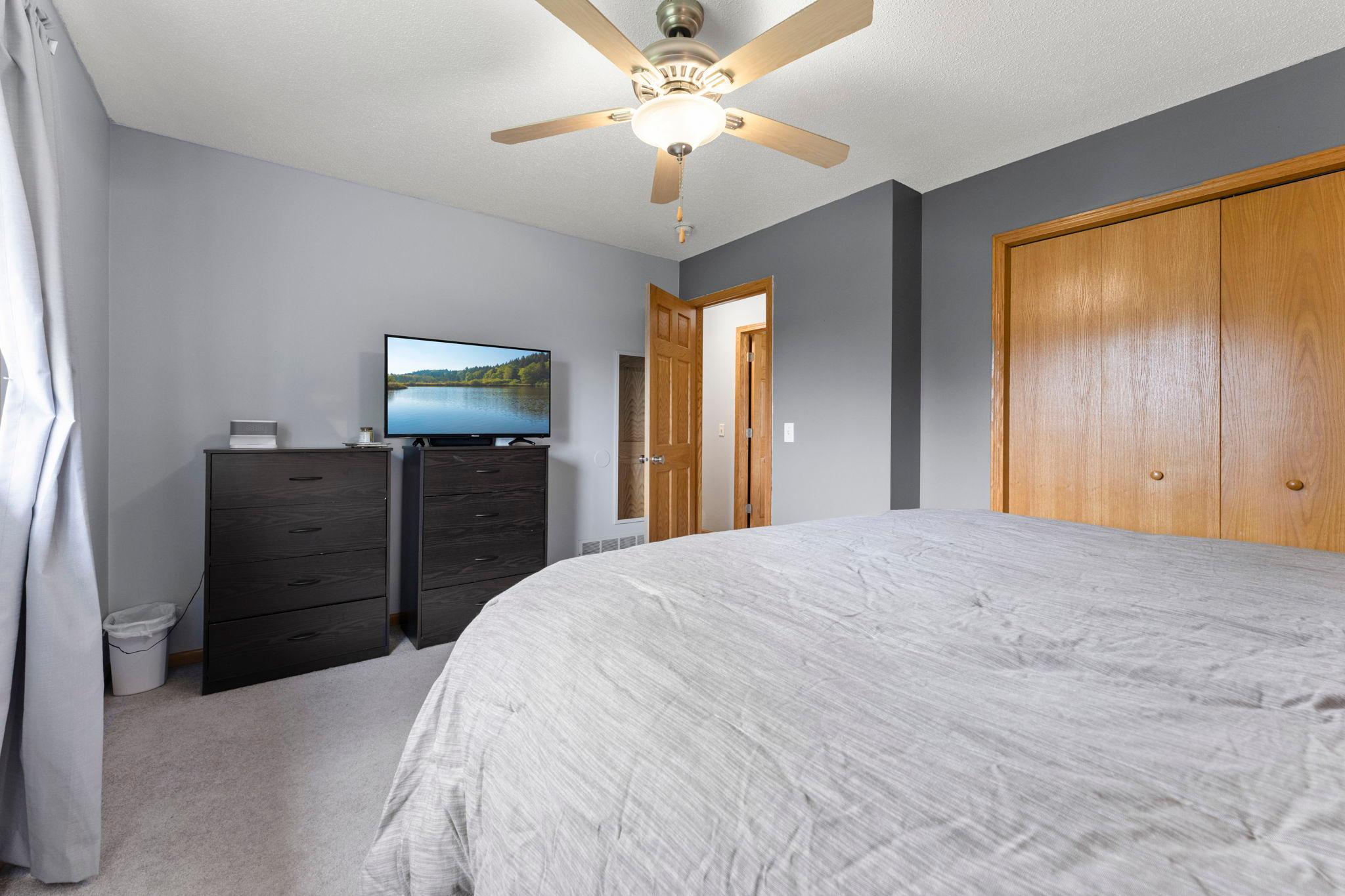 2033 Joe's Lake Road Cambridge, MN 55008 - Photo 28 of 61 Gallery Image 28