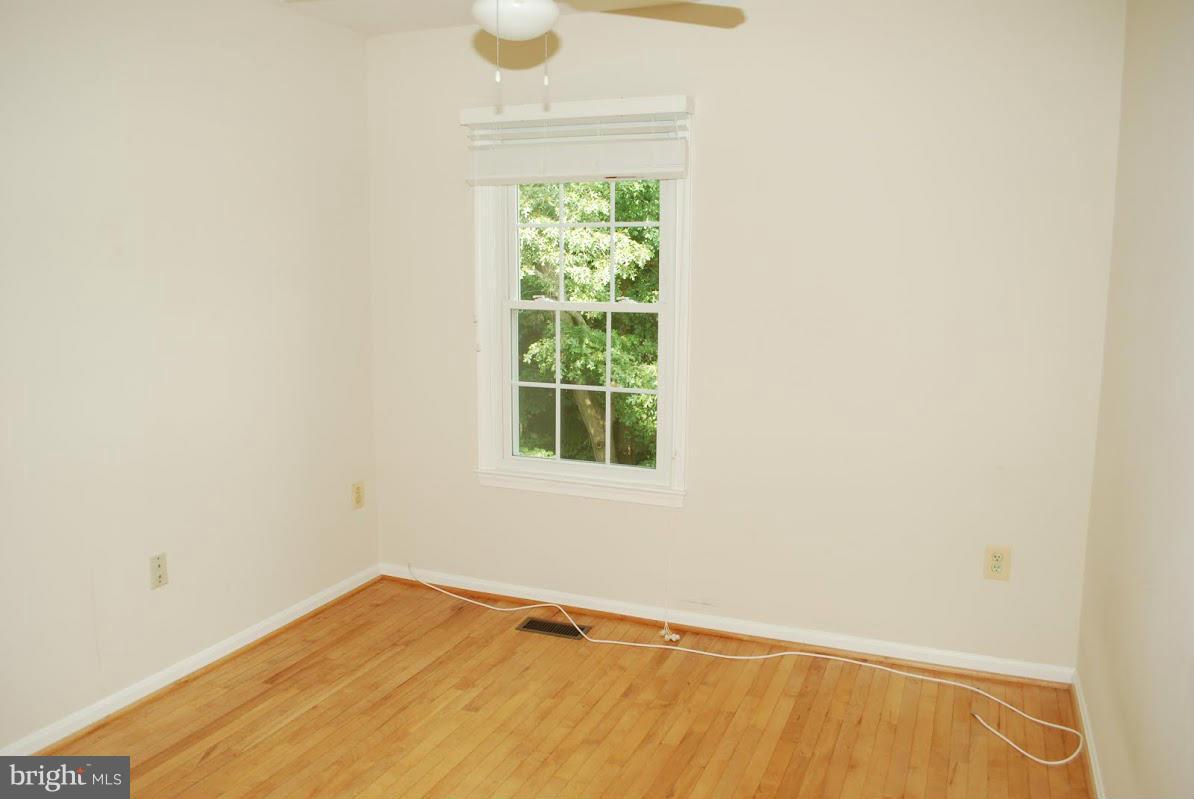 7208 Hidden Ridge Court Springfield, VA 22152 - Photo 16 of 25 Bedroom