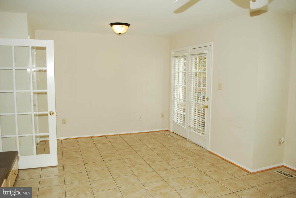7208 Hidden Ridge Court Springfield, VA 22152 - Photo 8 of 25 Kitchen