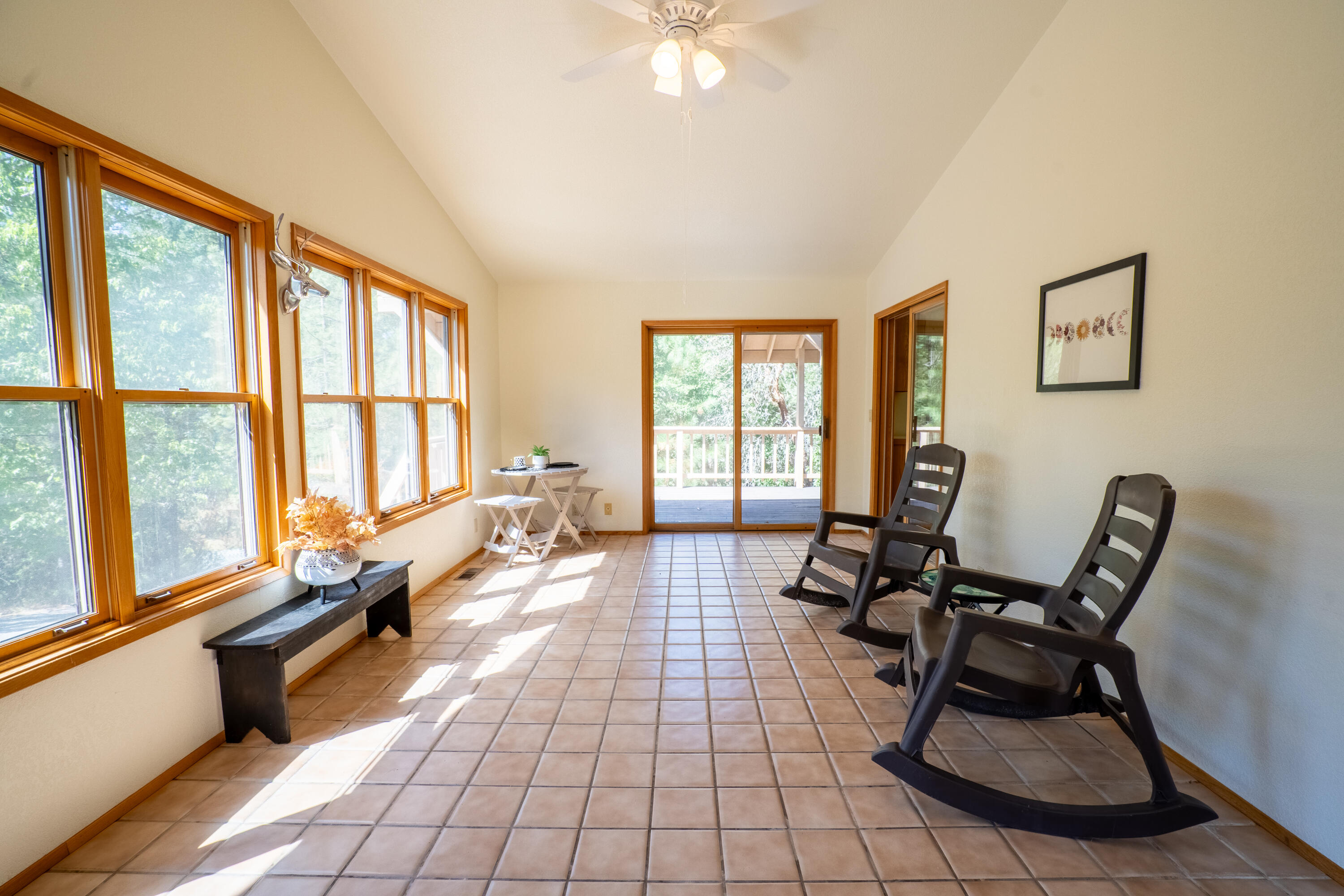 841 Peco Road Grants Pass, OR 97526 - Photo 12 of 44 DSC01176-HDR