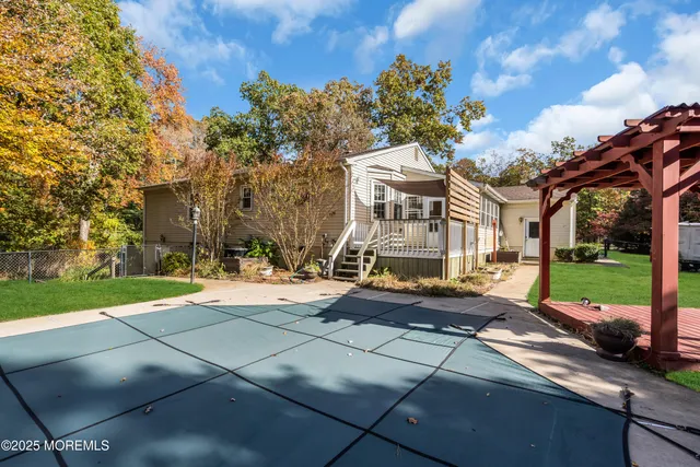 $675,000 | 638 Freehold Road, Jackson, NJ 08527