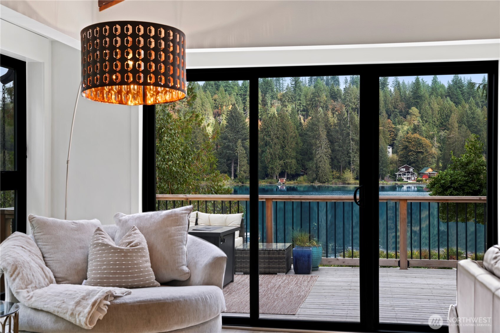 1311 Southwest Lake Roesiger Road Snohomish, WA 98290 - Photo 6 of 39 Gallery Image 6