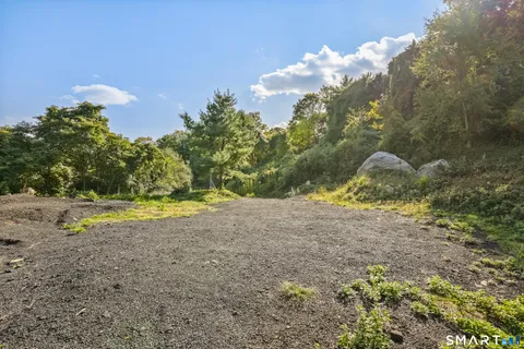 $2,200,000 | 96 Georgetown Road, Weston, CT 06883