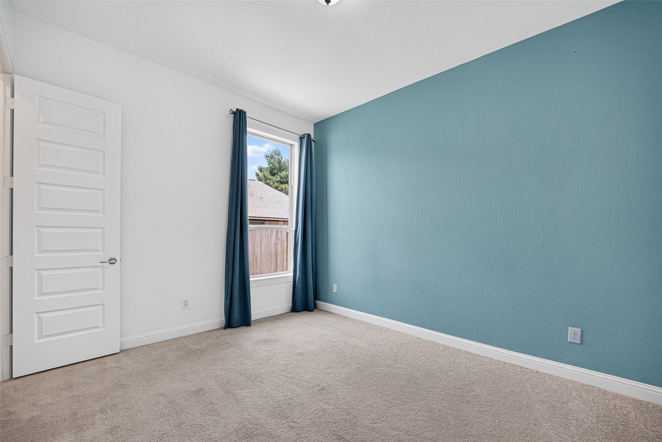 13326 Lake Chesdin Road Houston, TX 77044 - Photo 19 of 47 Gallery Image 19