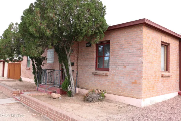 $1,395 | 1202 North Tucson Boulevard, Tucson, AZ 85716