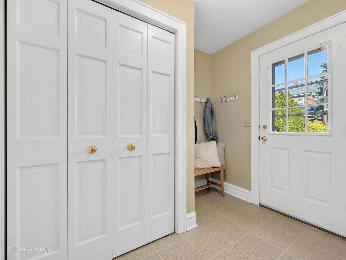 207 Ravine Road Hinsdale, IL 60521 - Photo 16 of 35 a view of a bedroom with hallway closet and front door