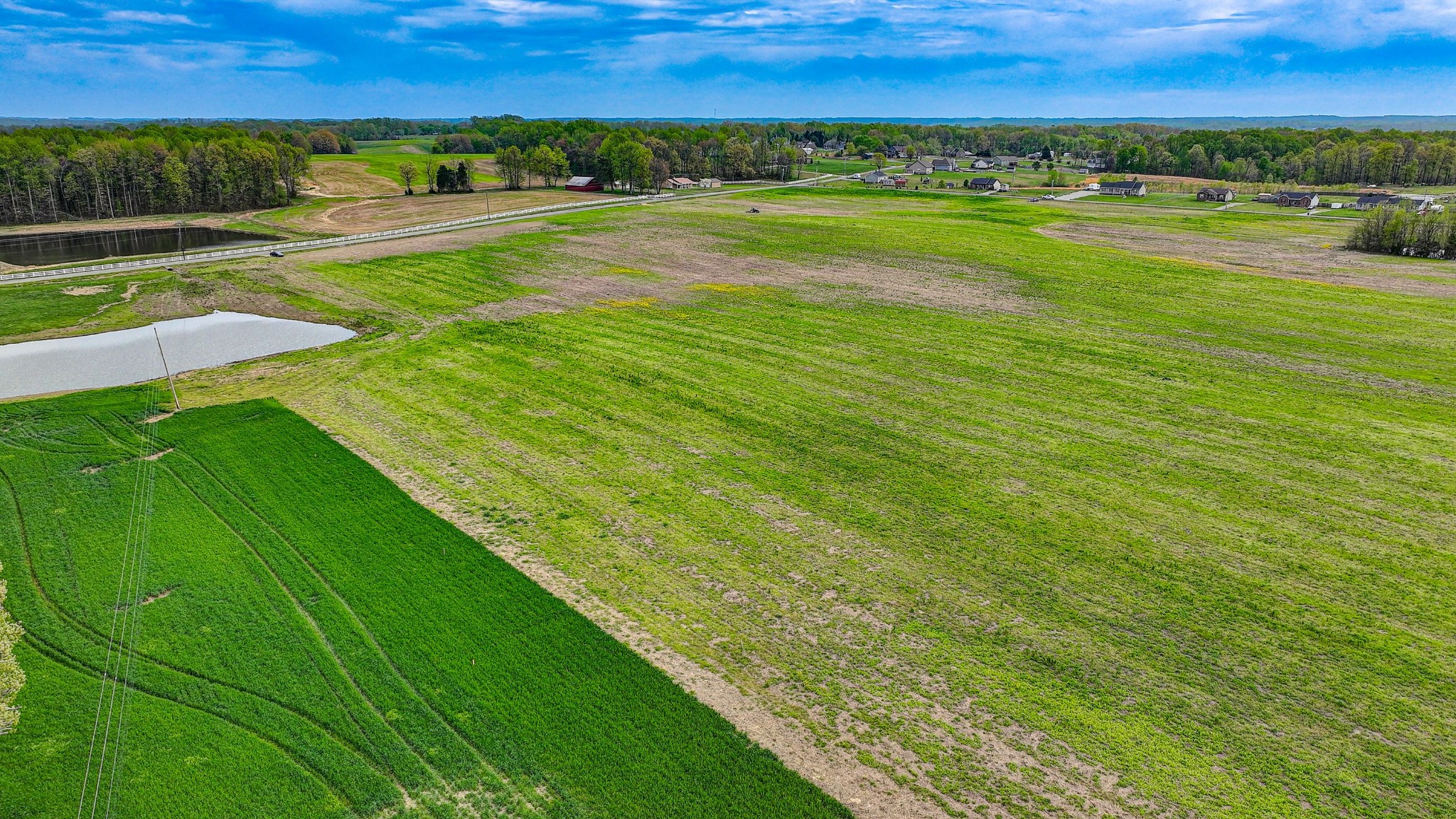 1347 North Corinth Road Portland, TN 37148 - Photo 6 of 10 a view of an ocean from a yard