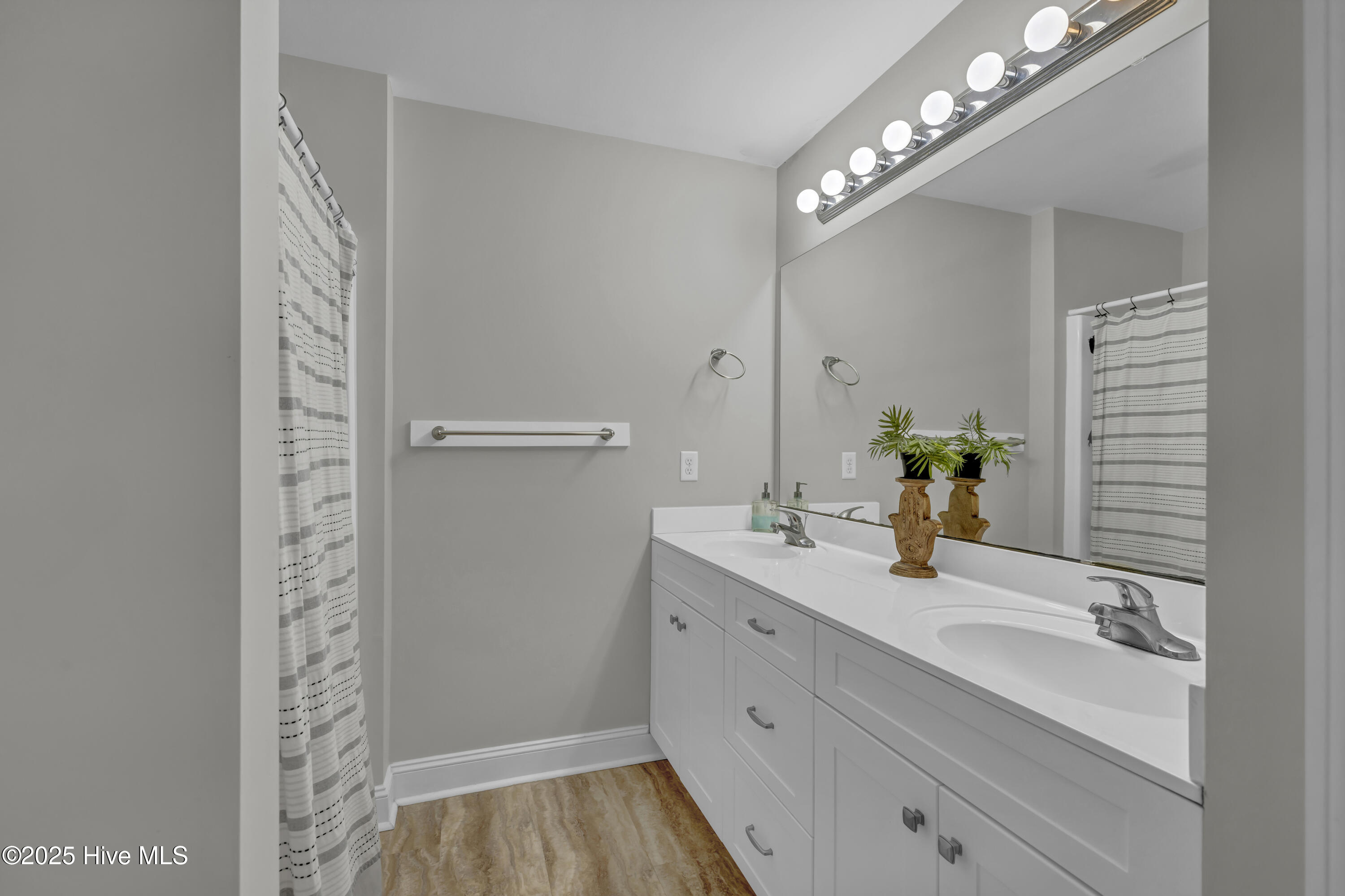 1800 New River Inlet Road North Topsail Beach, NC 28460 - Photo 26 of 62 22