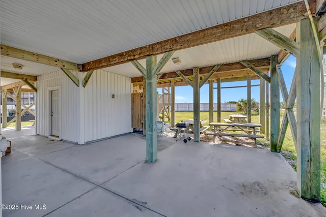 $1,795,000 | 1800 New River Inlet Road, North Topsail Beach, NC 28460