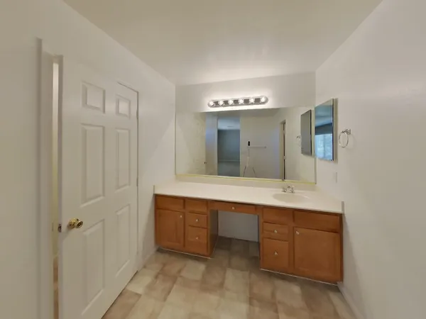 $2,019 | 2101 North 109th Avenue, Avondale, AZ 85392