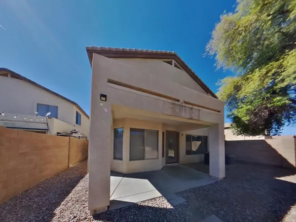 $2,019 | 2101 North 109th Avenue, Avondale, AZ 85392