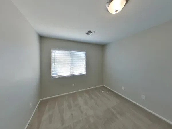 $2,019 | 2101 North 109th Avenue, Avondale, AZ 85392