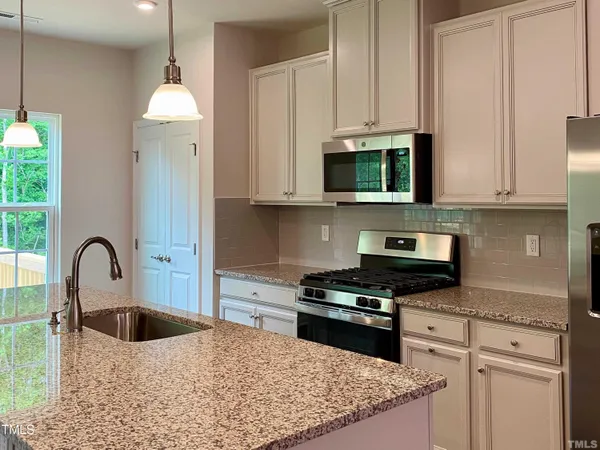 $2,200 | 6627 Pathfinder Way, Raleigh, NC 27616