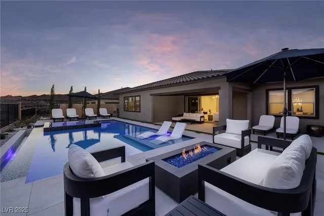 $1,750,000 | 351 Tigullio Avenue, Henderson, NV 89011