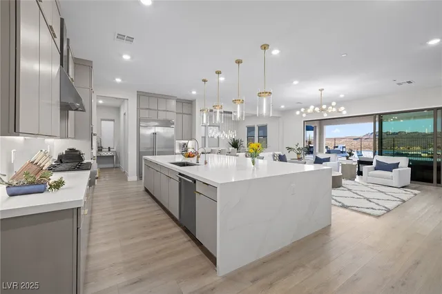 $1,500,000 | 351 Tigullio Avenue, Henderson, NV 89011