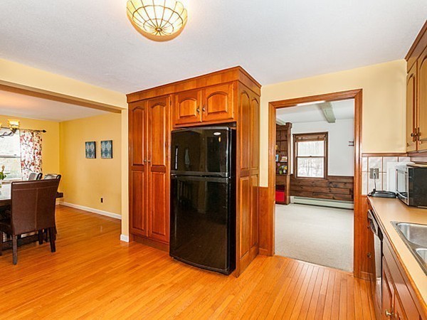 15 Bulkeley Road Littleton, MA 01460 - Photo 5 of 30 Gallery Image 5