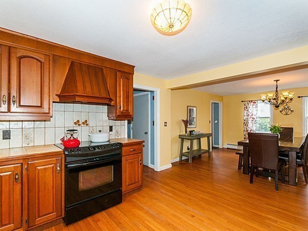 15 Bulkeley Road Littleton, MA 01460 - Photo 6 of 30 Gallery Image 6
