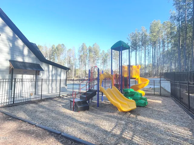 $2,050 | 929 Grand Mesa Drive, Garner, NC 27529