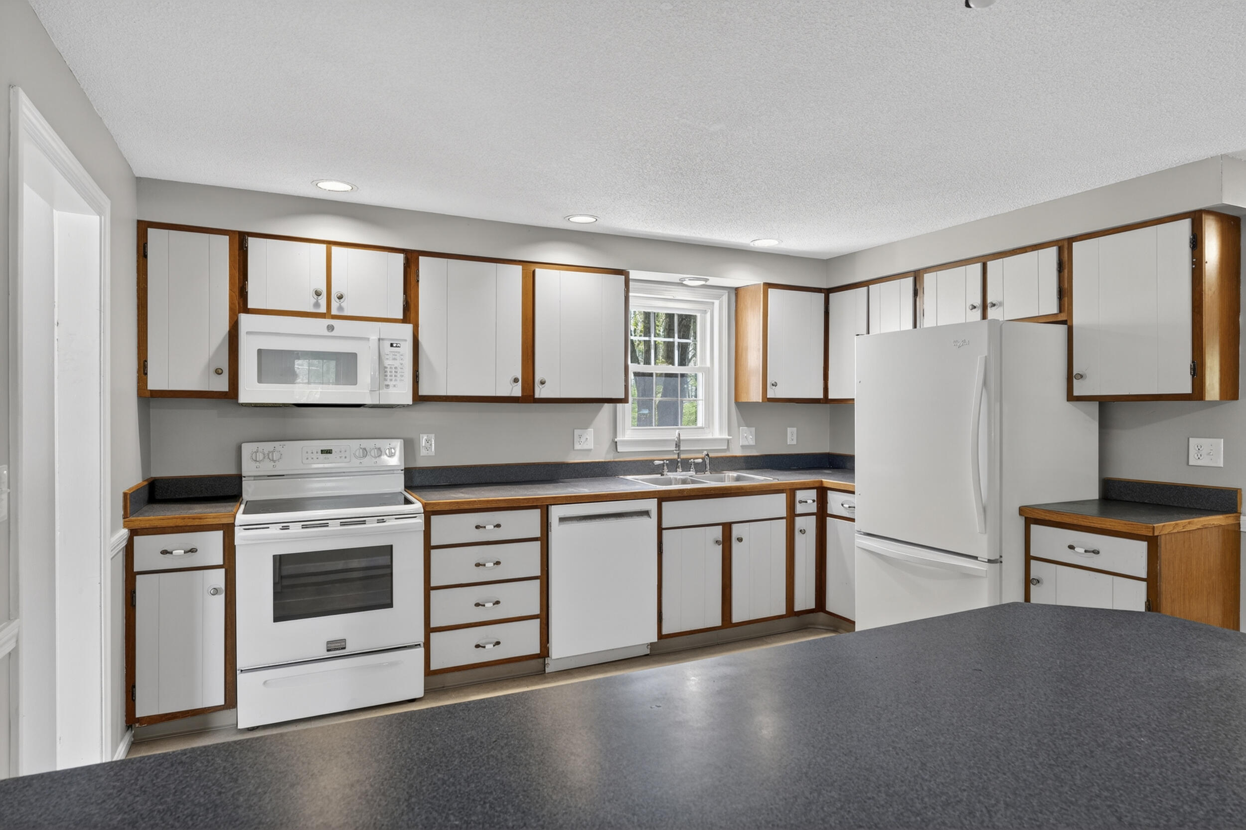 44 Winnocks Neck Road Scarborough, ME 04074 - Photo 16 of 62 44winnocks-33
