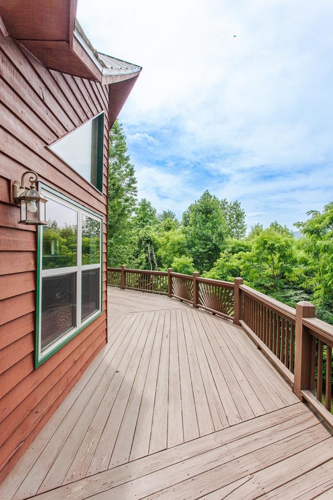 164 Freedom Pass Drive Murphy, NC 28906 - Photo 54 of 65 a view of balcony with wooden floor and fence