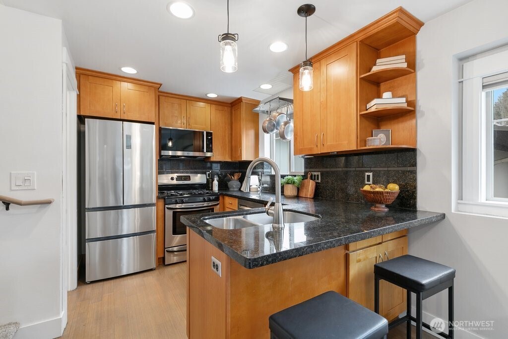 4735 Delridge Way Southwest, Unit A Seattle, WA 98106 - Photo 6 of 25