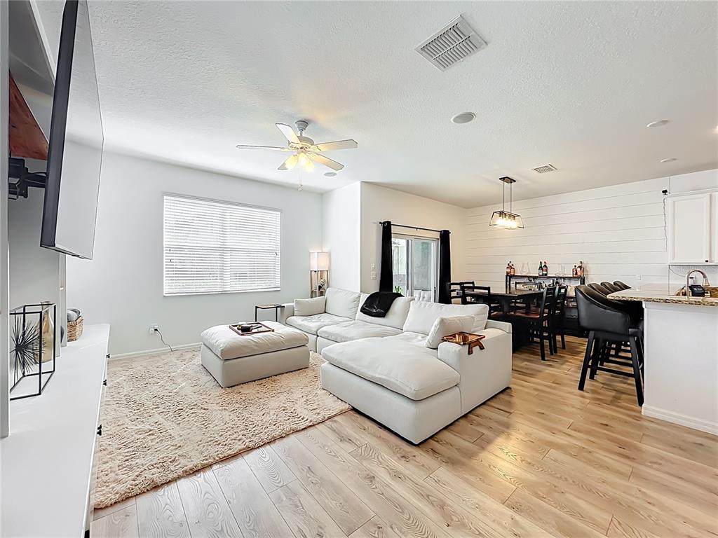 3341 Rodrick Circle Orlando, FL 32824 - Photo 8 of 43