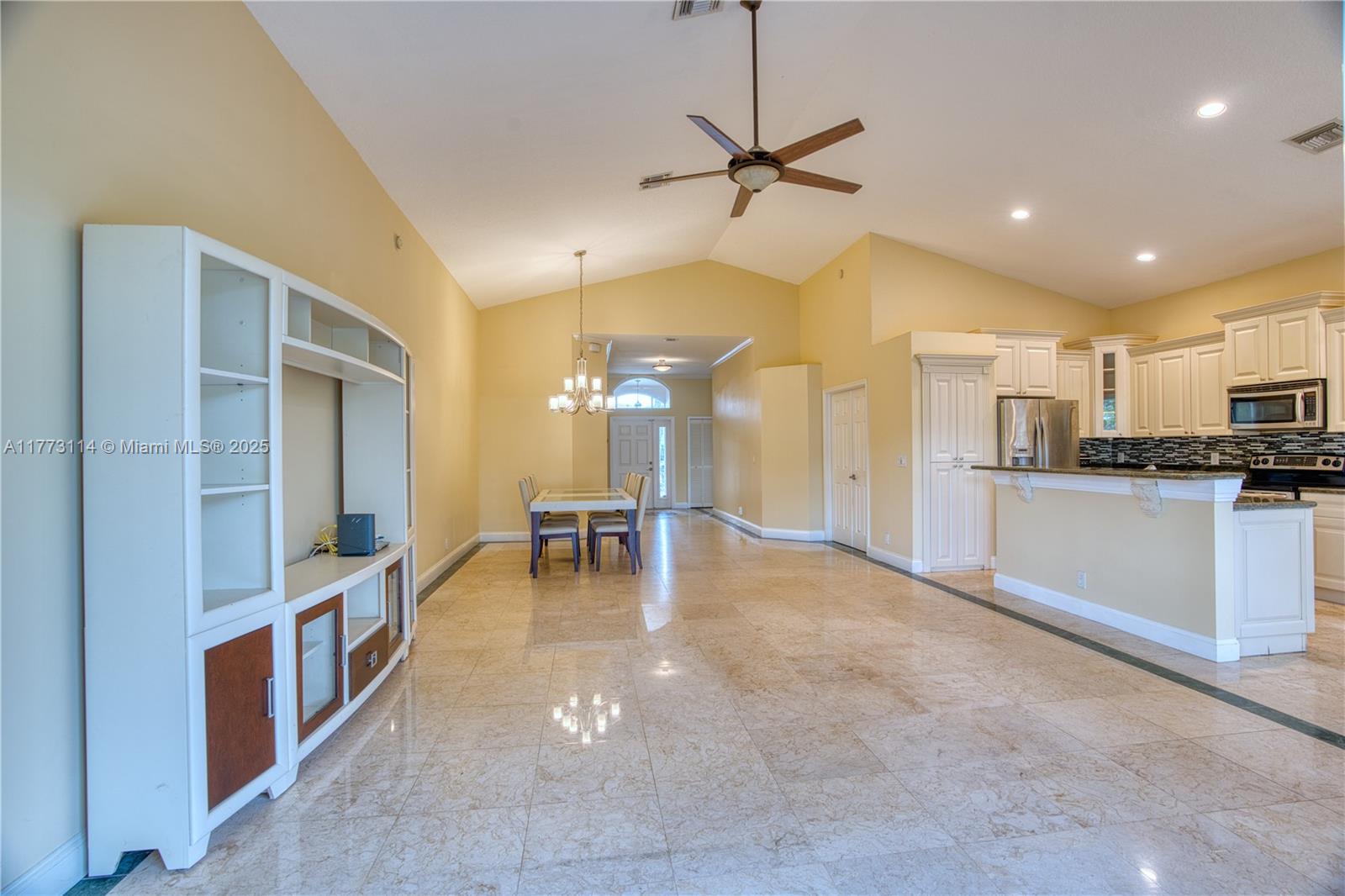 21775 Philmont Court Boca Raton, FL 33428 - Photo 14 of 45 Gallery Image 14
