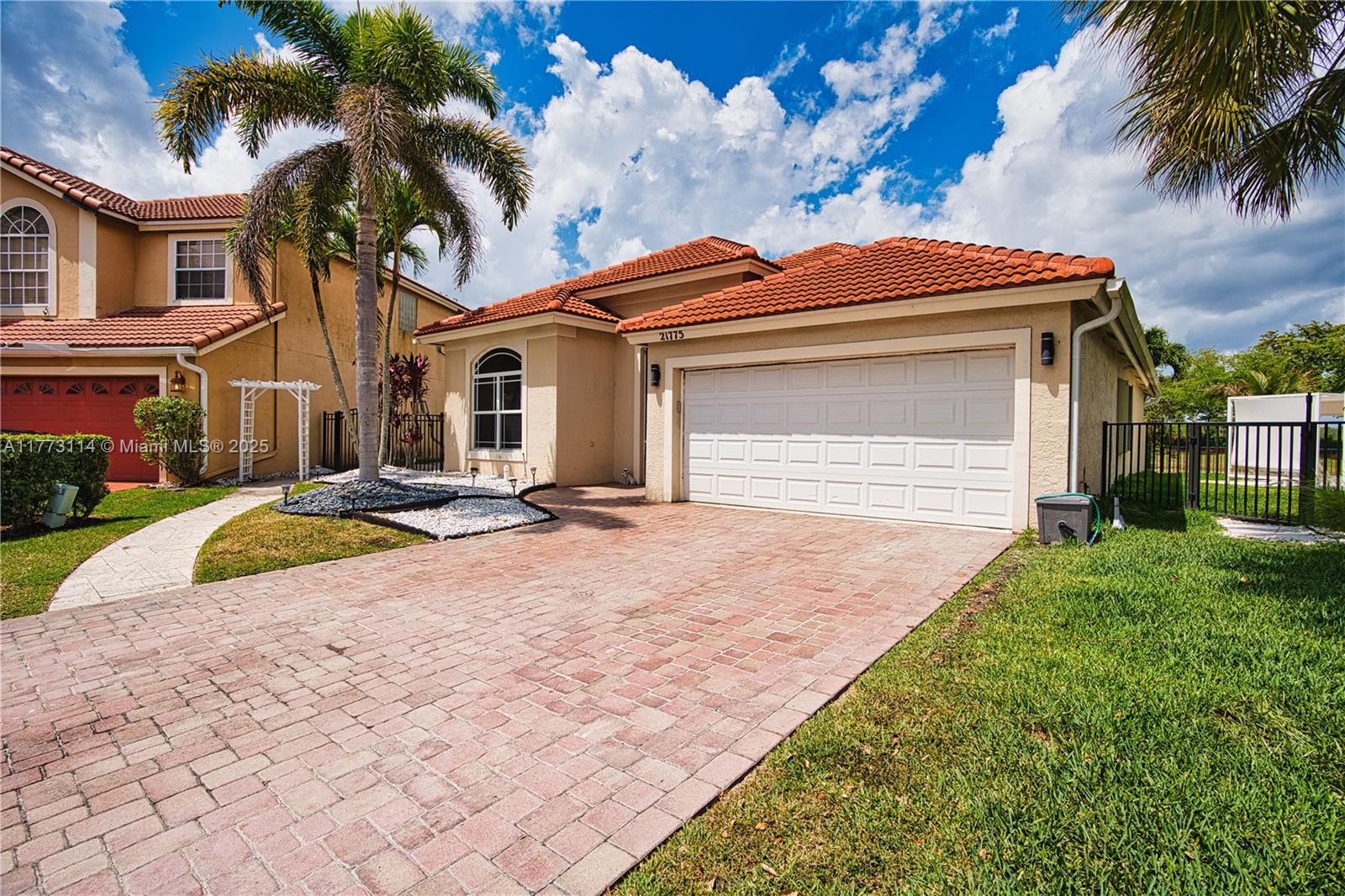 21775 Philmont Court Boca Raton, FL 33428 - Photo 3 of 45 Gallery Image 3