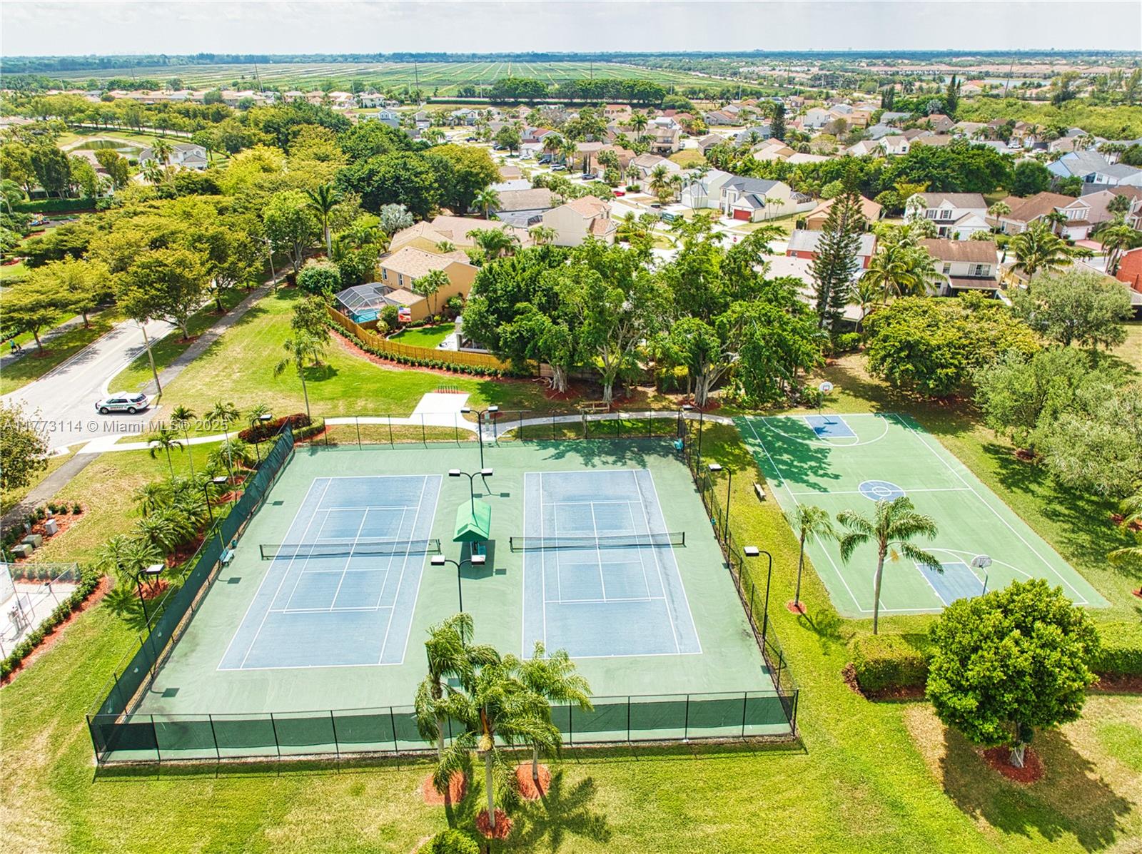 21775 Philmont Court Boca Raton, FL 33428 - Photo 9 of 45 Gallery Image 9