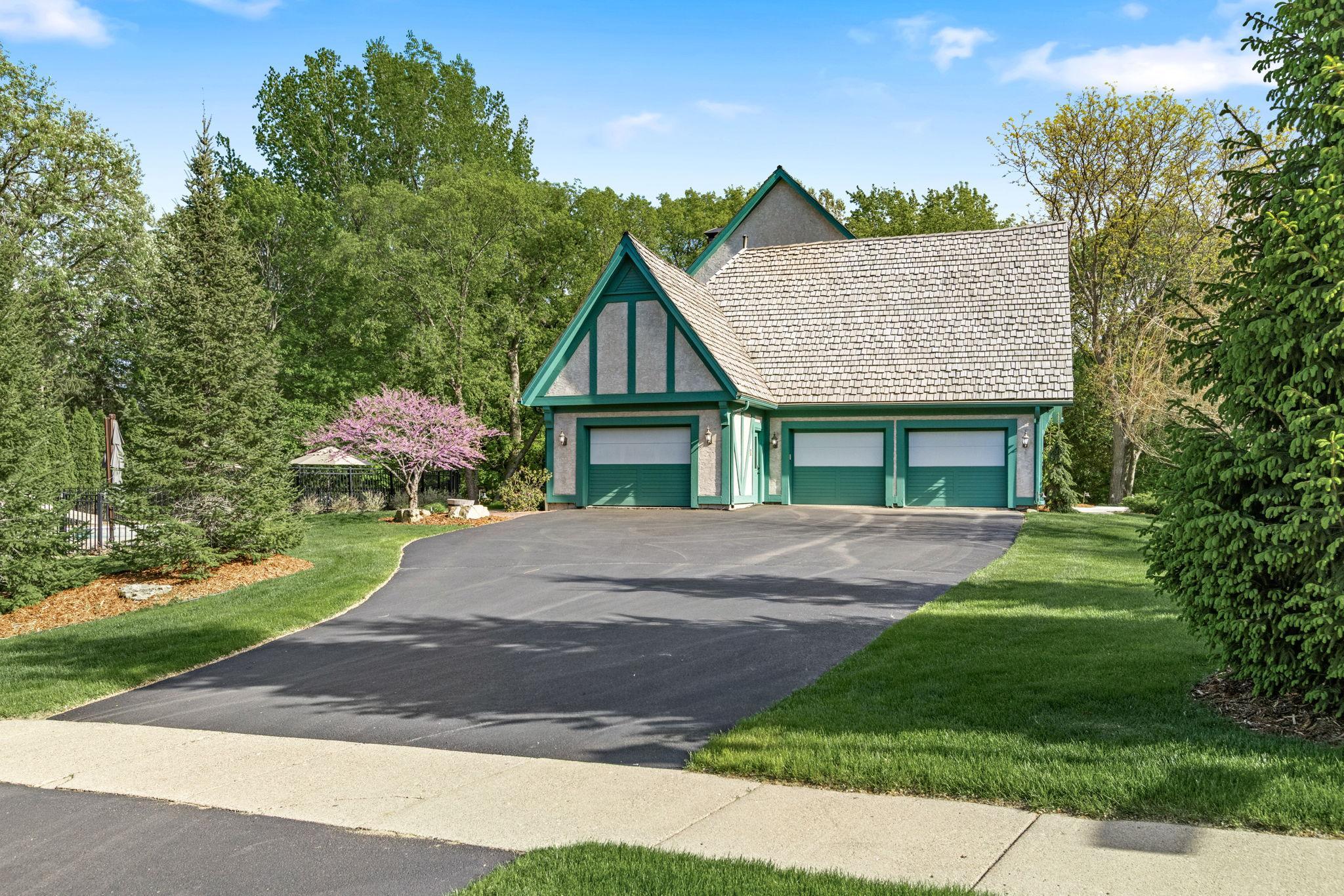 13620 Gurney Path Apple Valley, MN 55124 - Photo 49 of 53