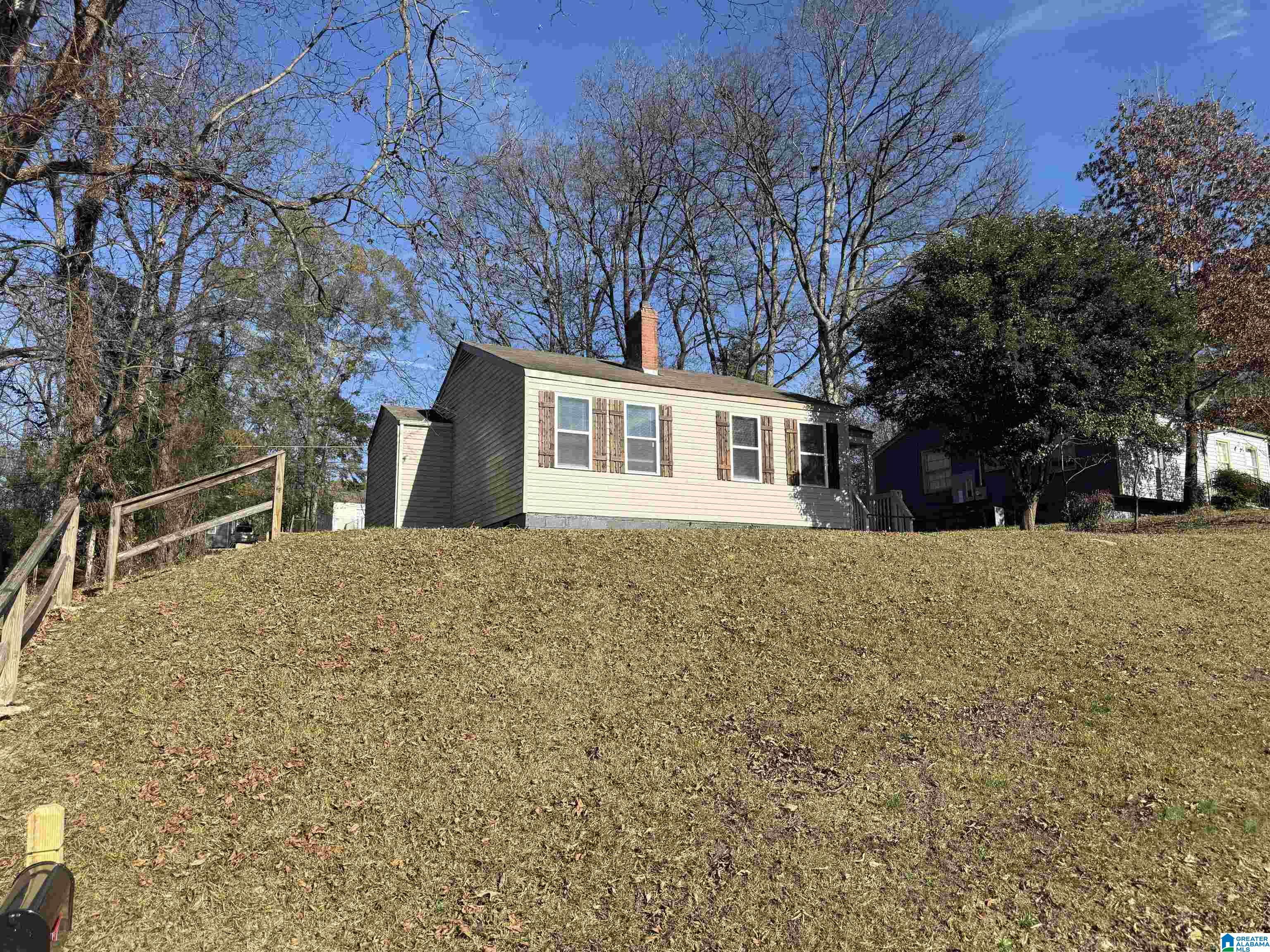 6633 Millard Fuller Road Fairfield, AL 35064 - Photo 3 of 27