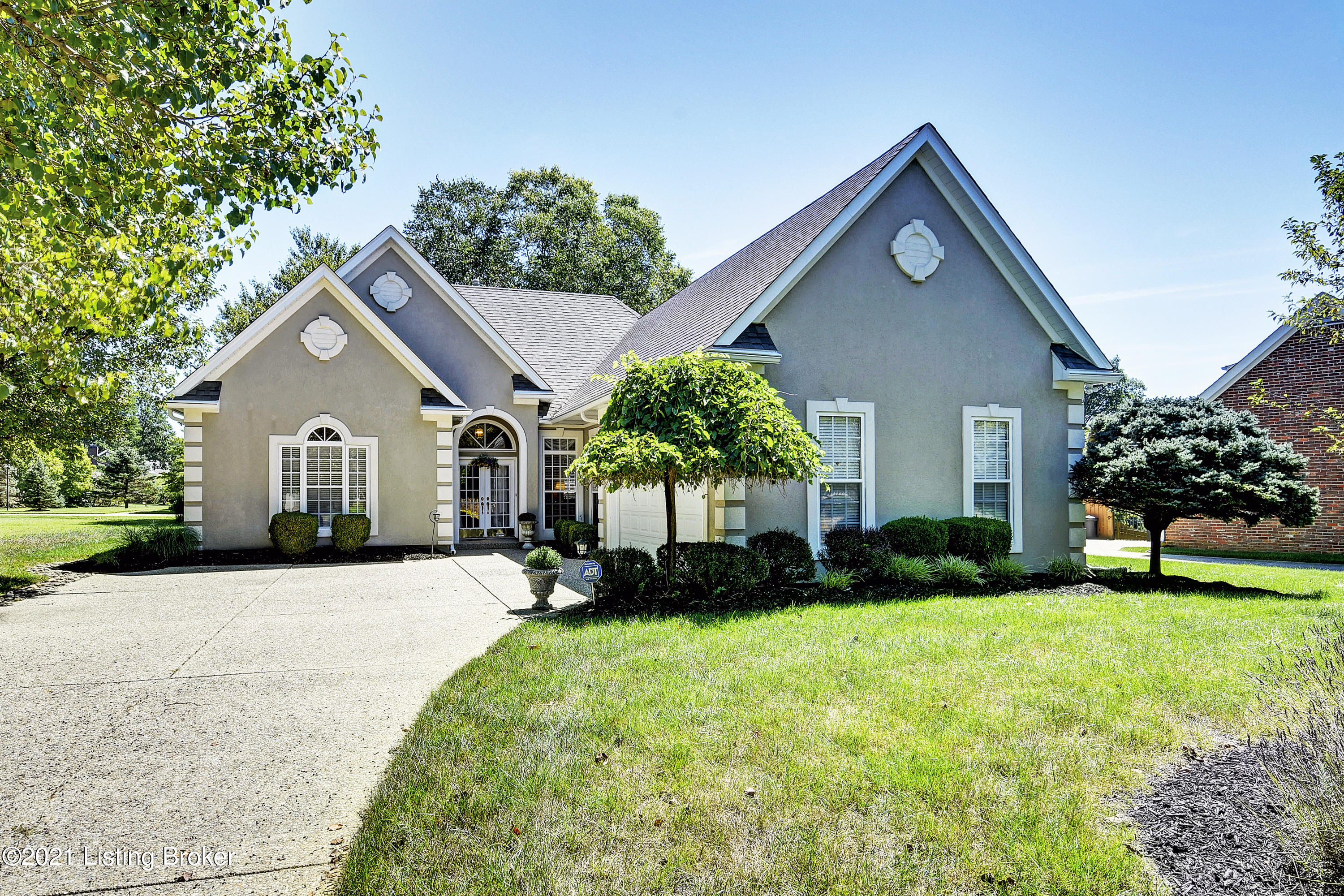 5705 Timber Ridge Drive Prospect, KY 40059 - Photo 1 of 22 Great Street Appeal_DSC7200_1_2_3_4