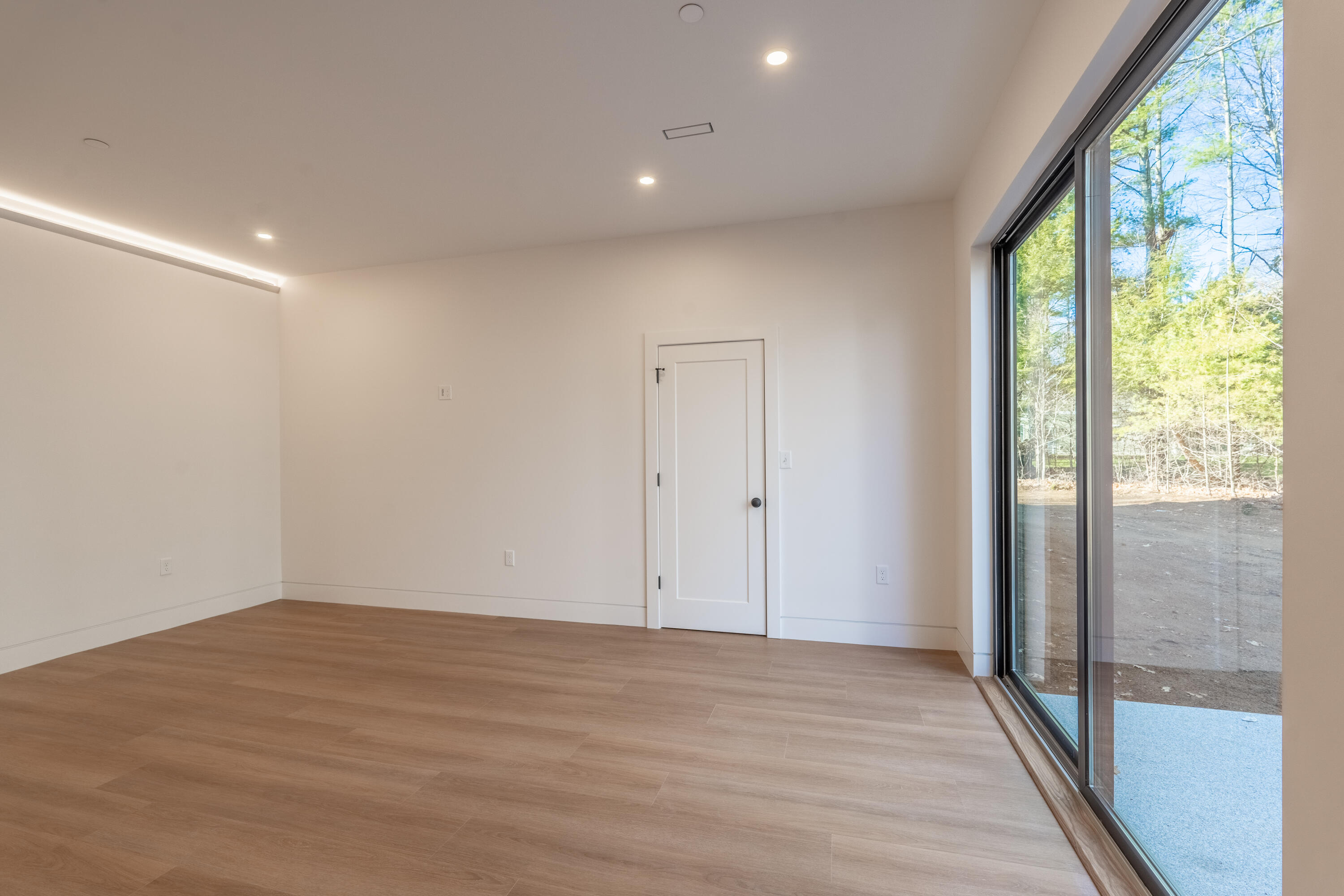 2 Woodside Meadow Road Kittery, ME 03904 - Photo 13 of 26 Primary Bedroom