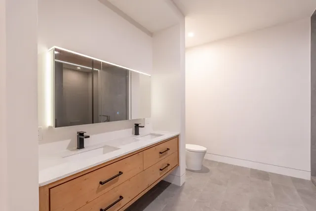 $1,750,000 | 2 Woodside Meadow Road, Kittery, ME 03904