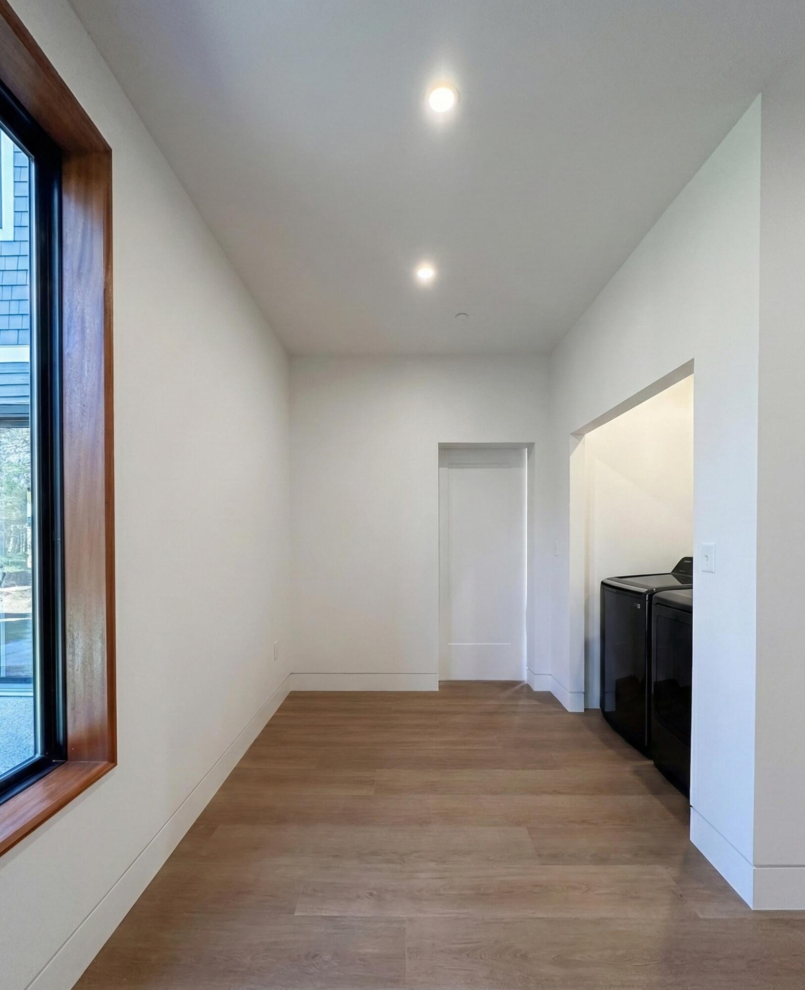 2 Woodside Meadow Road Kittery, ME 03904 - Photo 20 of 26 Laundry