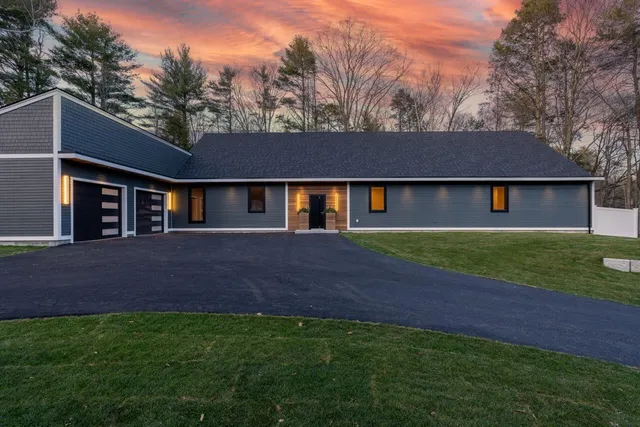 $1,750,000 | 2 Woodside Meadow Road, Kittery, ME 03904