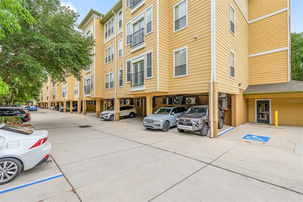 1185 Southwest 9th Road, Unit 405 Gainesville, FL 32601 - Photo 33 of 37