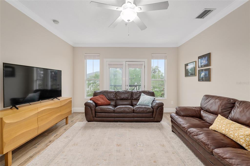 1185 Southwest 9th Road, Unit 405 Gainesville, FL 32601 - Photo 10 of 37